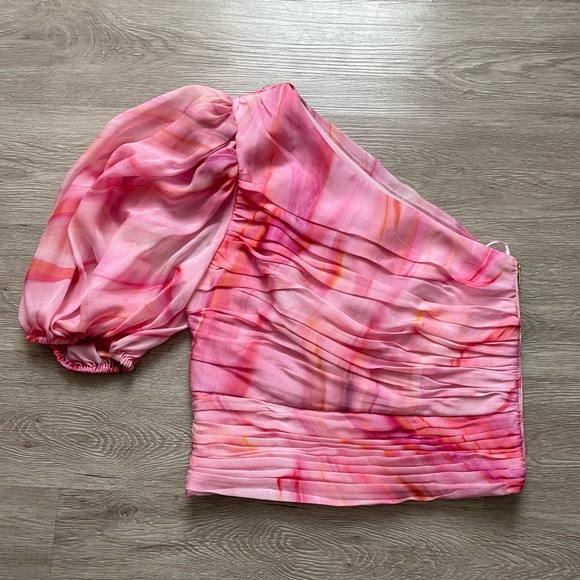 Never Worn! Pink Multi One Shoulder Crop Top - Picture 2 of 3